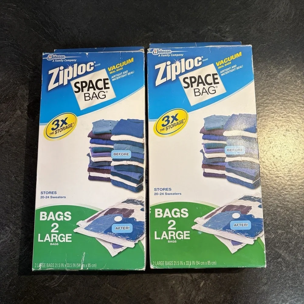 NEW Ziploc Space Bag Vacuum Seal LARGE Storage Bags 4 Bags Total 20-24 Sweaters‎